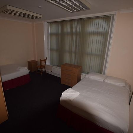 York Hotel Ilford Extérieur photo