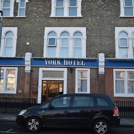 York Hotel Ilford Extérieur photo
